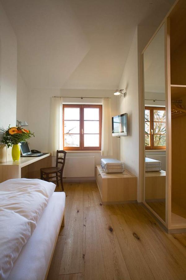 Landgasthof Hirschen Albbruck ภายนอก รูปภาพ