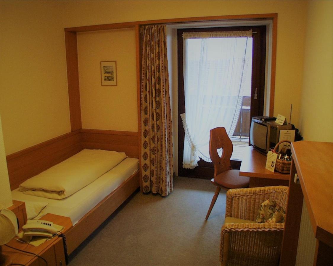 Landgasthof Hirschen Albbruck ภายนอก รูปภาพ